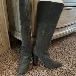 Cynthia Rowley size 8.5 grey knee high boots.
